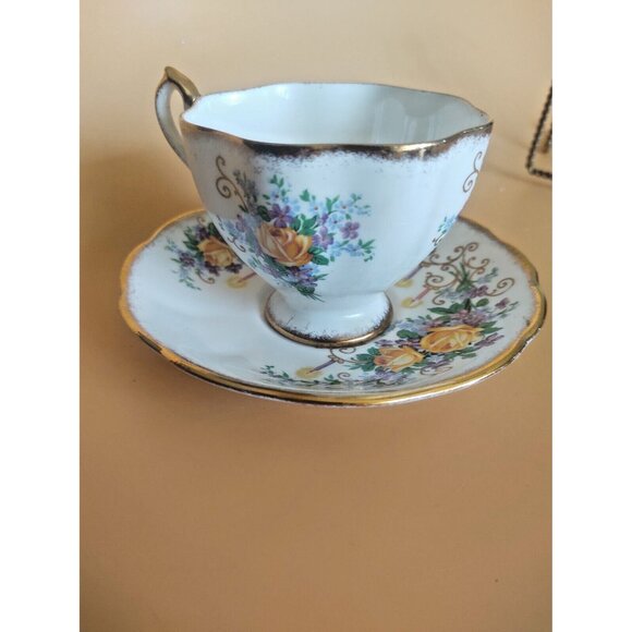 Vintage Queen Anne England Tea cup and saucer set Happy Anniversary - Picture 8 of 16